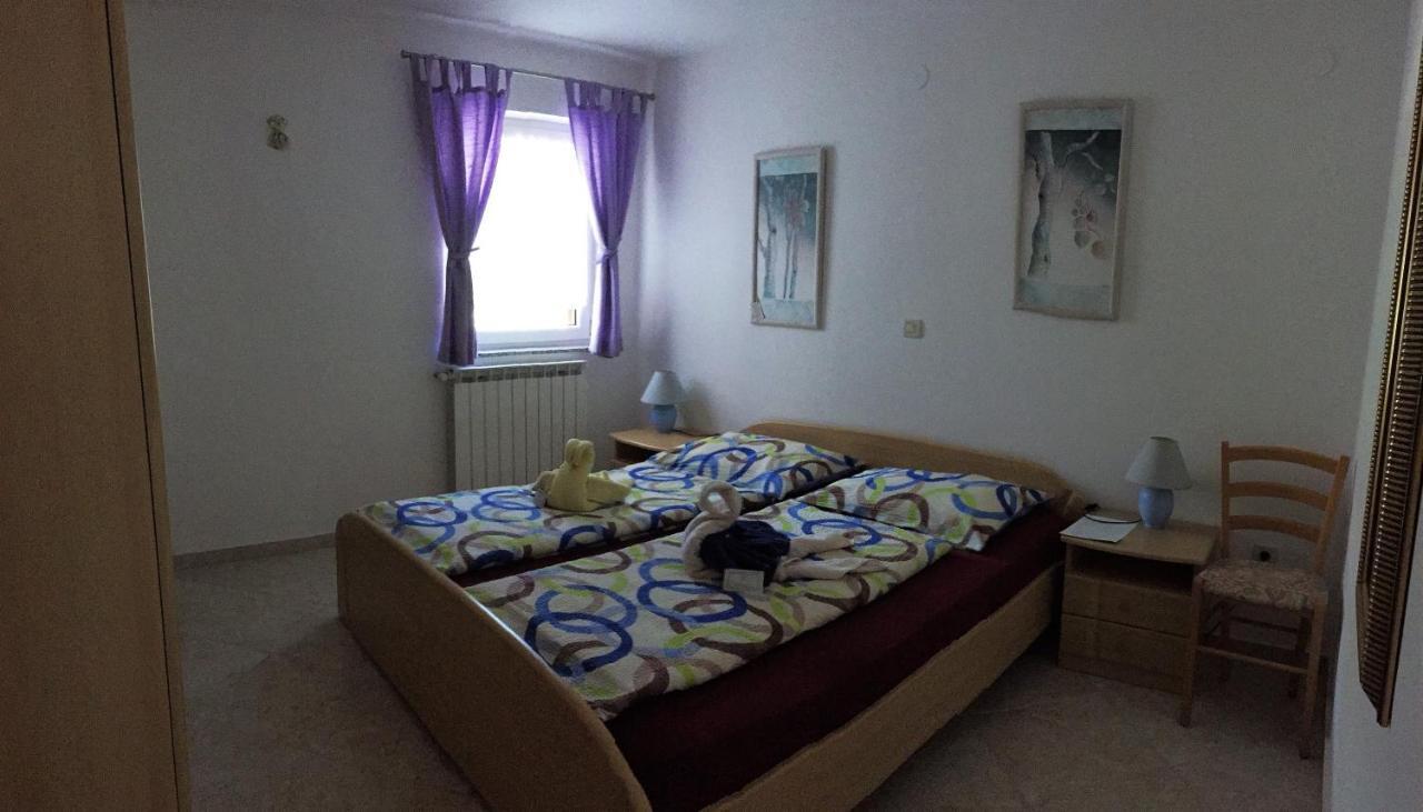 Pension Nina Umag Buitenkant foto